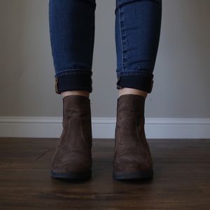Brown suede heeled booties